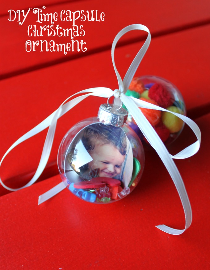 DIY Time Capsule Christmas Ornament to Make with Kids